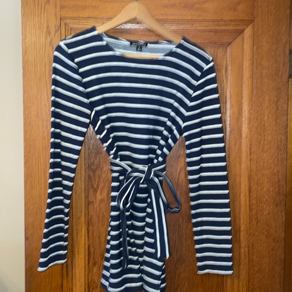 JCrew navy/white striped belted sweatshirt; small; J8352
